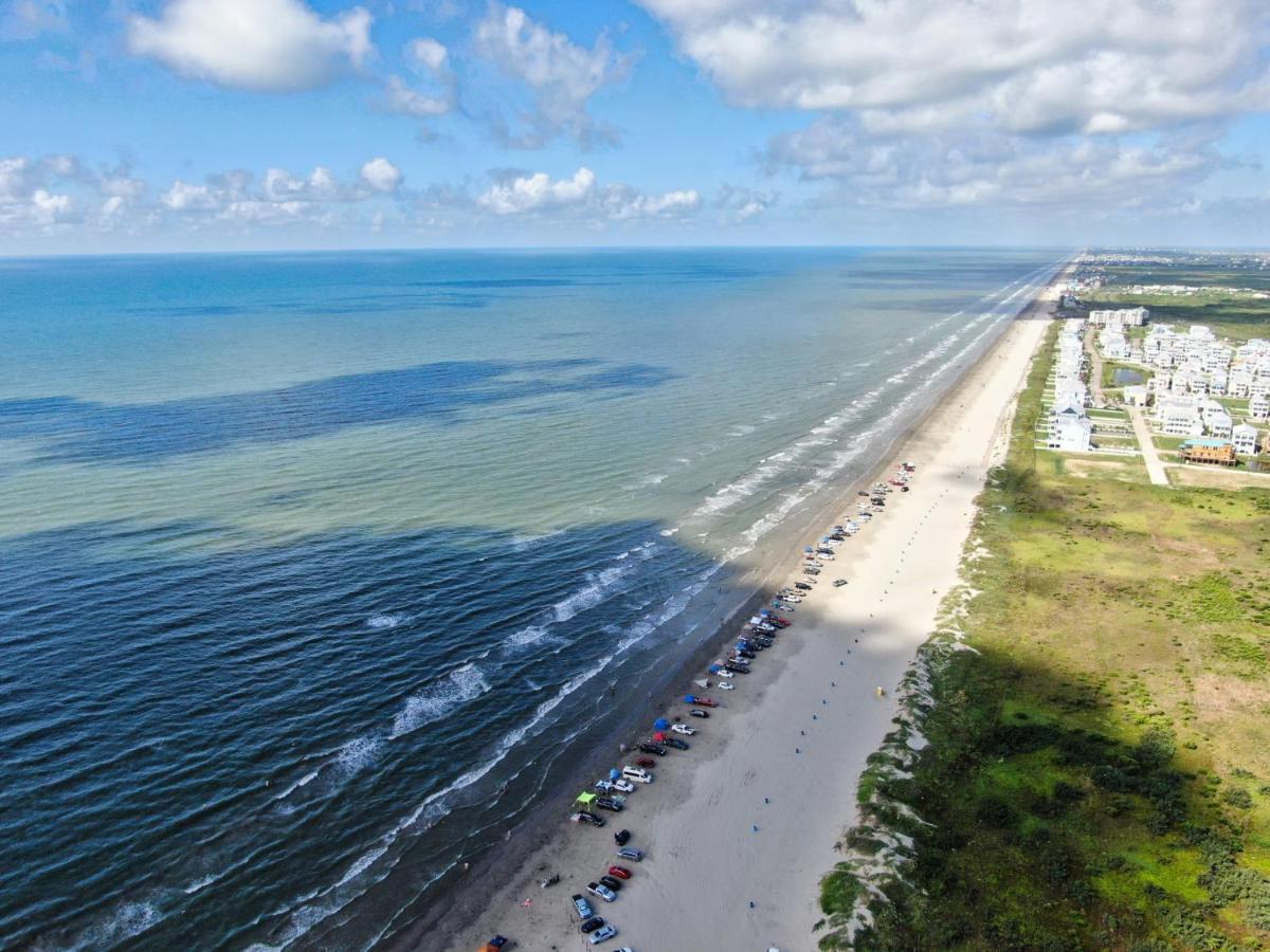 Yellow Beach Haven, Decks, Views, Mere Steps To Sand Galveston Exterior foto