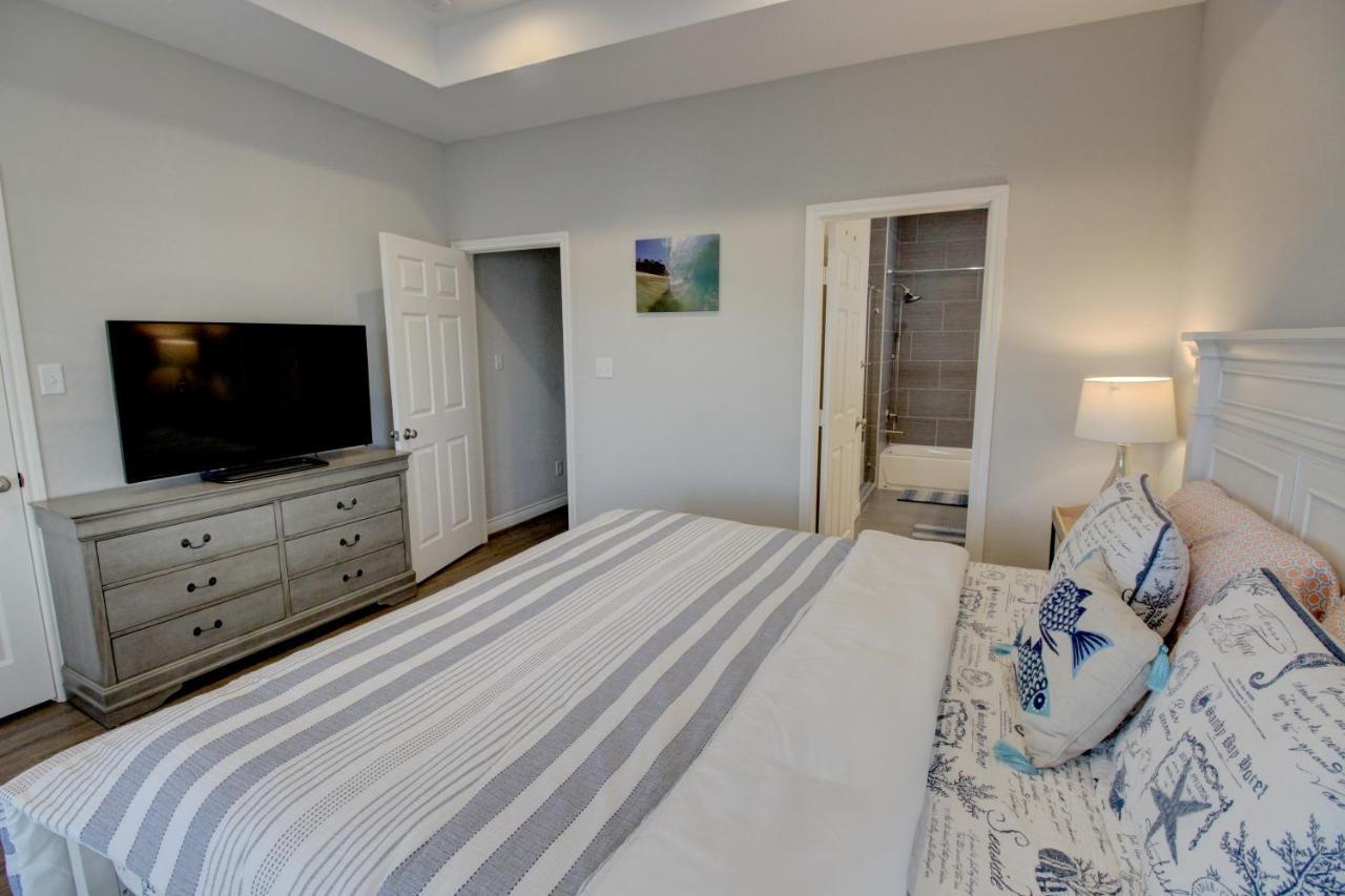 Yellow Beach Haven, Decks, Views, Mere Steps To Sand Galveston Exterior foto